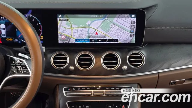 Mercedes-Benz E-Class W213 — Фото автомобиля 14