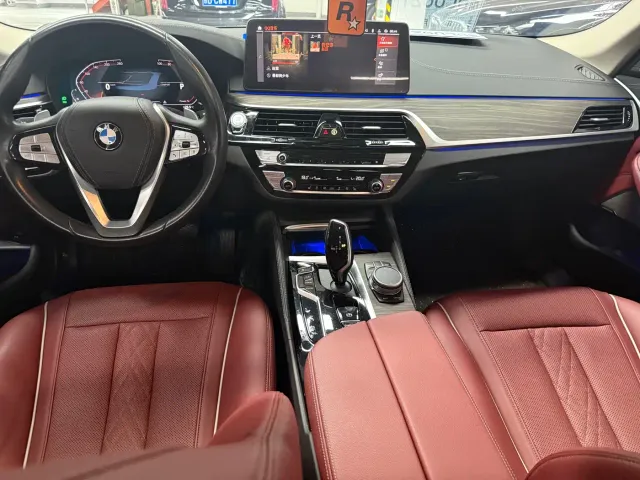 BMW 5 Series — Фото автомобиля 8