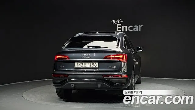 Audi Q5 40 TDI quattro Sportback — Фото автомобиля 4