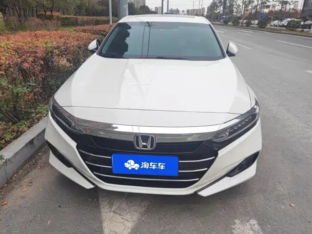Honda Accord — Фото автомобиля 2