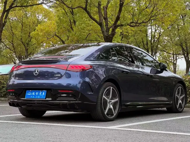 Mercedes-Benz EQE — Фото автомобиля 5