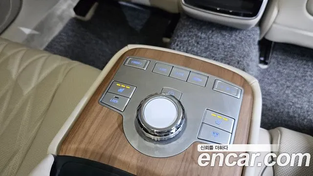 Genesis G80 Бензин 2.5 турбо AWD — Фото автомобиля 16