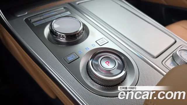 Genesis GV80 2.5T Бензин AWD — Фото автомобиля 9