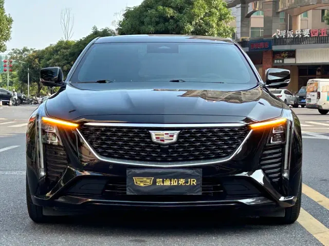Cadillac CT5 — Фото автомобиля 2