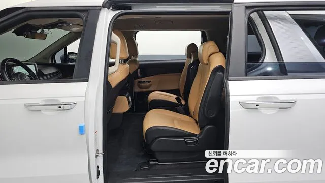 Kia Canival Carnival 4 поколение Дизель 9 мест Prestige — Фото автомобиля 12