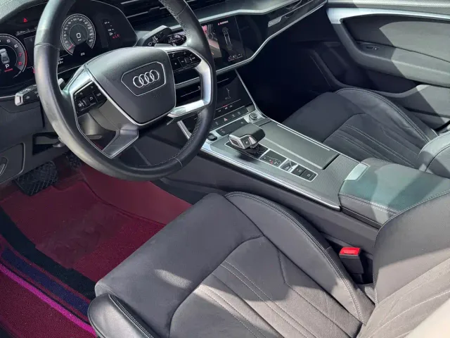 Audi A7L — Фото автомобиля 10