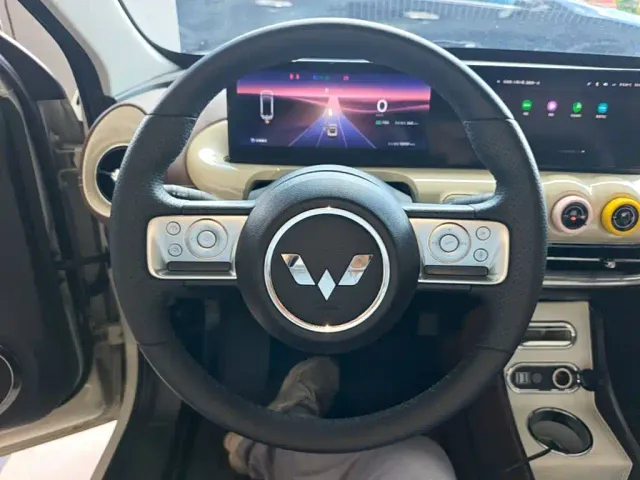 Wuling Bingo — Фото автомобиля 10