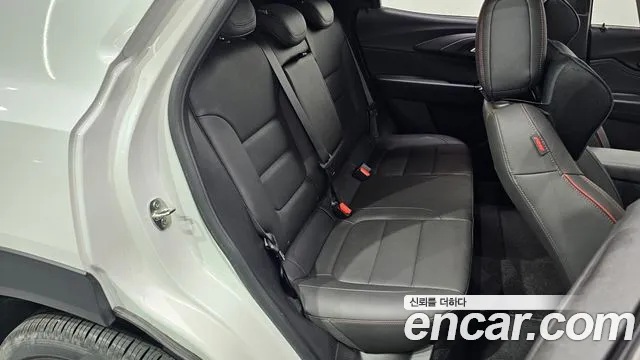 ChevroletGMDaewoo Trailblazer Trailblazer 1.3 турбо 4WD — Фото автомобиля 11