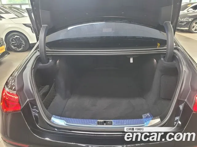 Mercedes-Benz S-Class W223 — Фото автомобиля 18