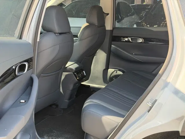 Geely Galaxy E5 — Фото автомобиля 6