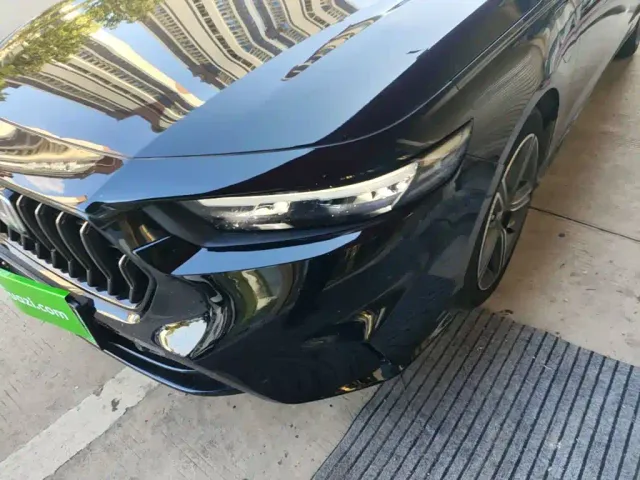 Honda Inspire Hybrid — Фото автомобиля 17