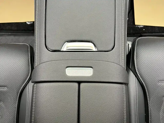 Mercedes-Benz C-Class — Фото автомобиля 20