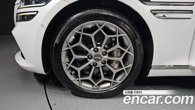 Genesis G80 RG3 — Фото автомобиля 4