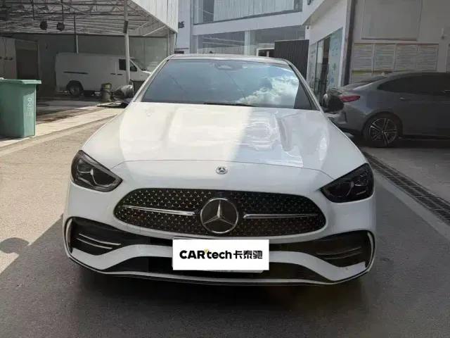 Mercedes-Benz C-Class — Фото автомобиля 2