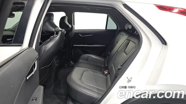 Kia Niro — Фото автомобиля 18