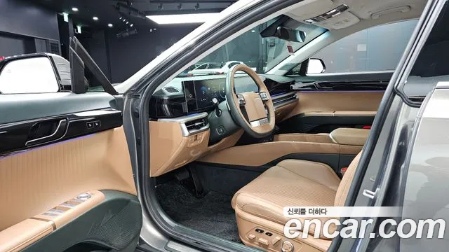Hyundai Grandeur Grandeur (GN7) 2.5 Бензин 2WD — Фото автомобиля 10
