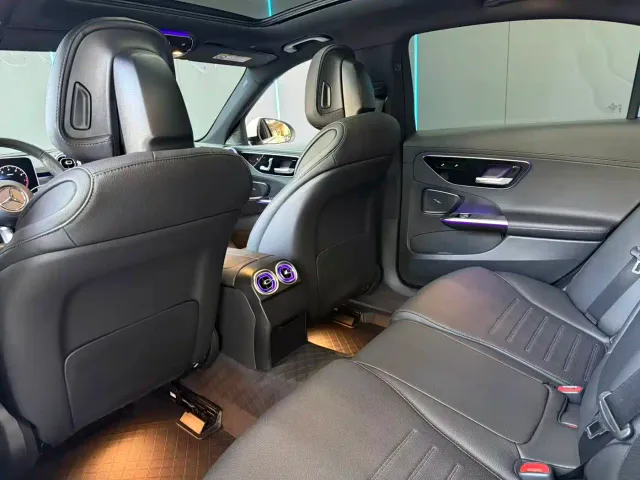Mercedes-Benz C-Class — Фото автомобиля 10