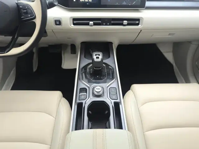 Geely ICON — Фото автомобиля 16