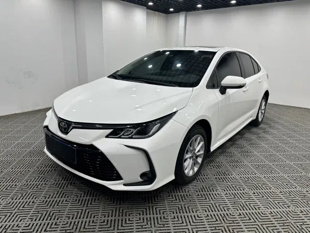 Toyota Corolla — Фото автомобиля 3