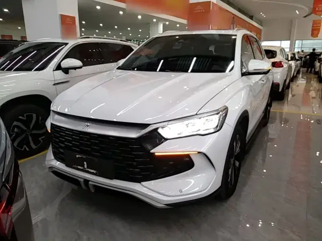 BYD Song Pro — Фото автомобиля 2