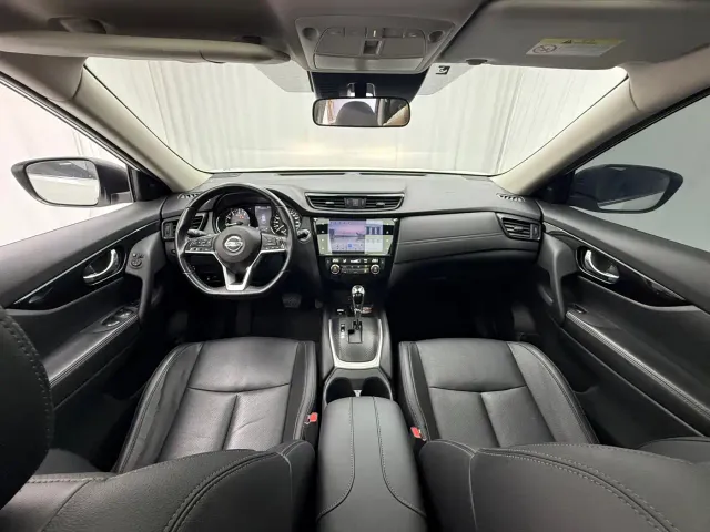 Nissan X-Trail — Фото автомобиля 10