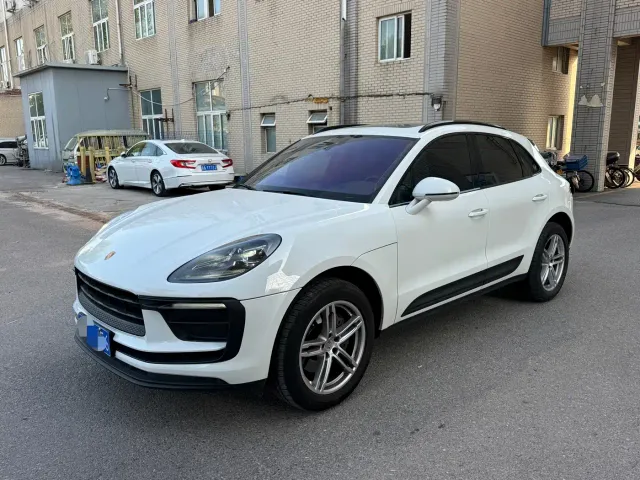 Фотография автомобиля — Porsche Macan