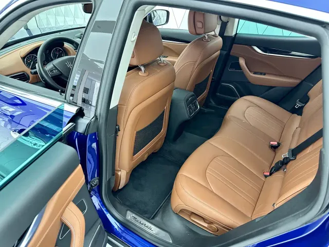 Maserati Levante — Фото автомобиля 5