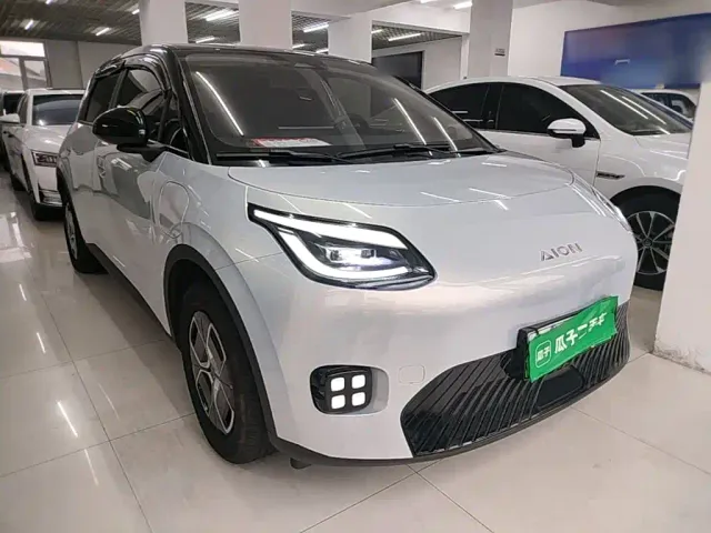 GAC Aion UT — Фото автомобиля 3