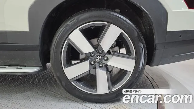 Hyundai Santafe Santa Fe (MX5) Бензин 2.5T 2WD — Фото автомобиля 21