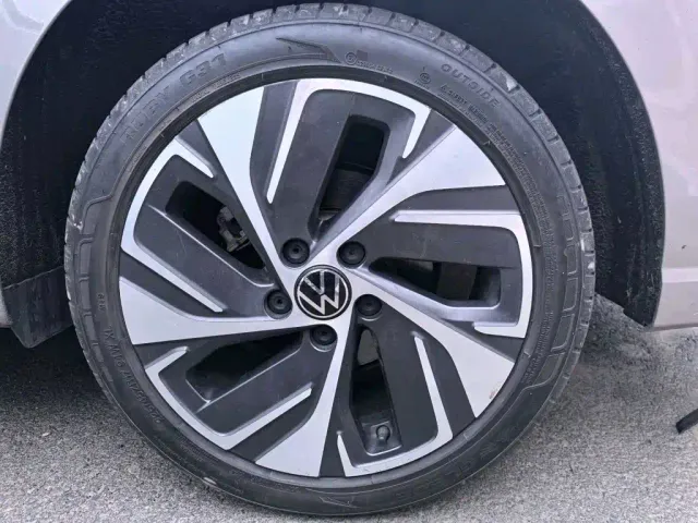 Volkswagen Bora — Фото автомобиля 17