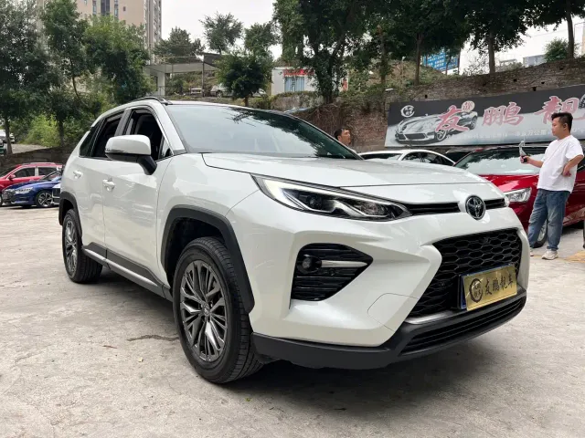 Toyota Wildlander — Фото автомобиля 3