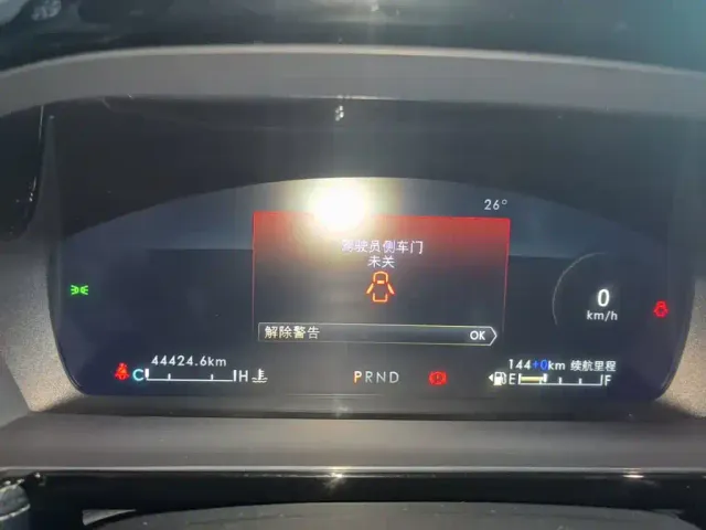 Lincoln Adventurer NEV — Фото автомобиля 11