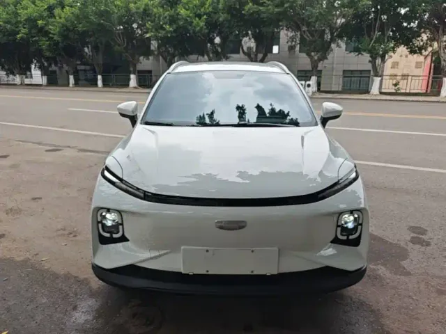 Geely Geometry E Firefly — Фото автомобиля 2