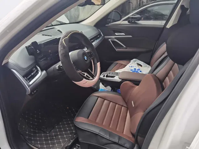 BMW X1 — Фото автомобиля 2