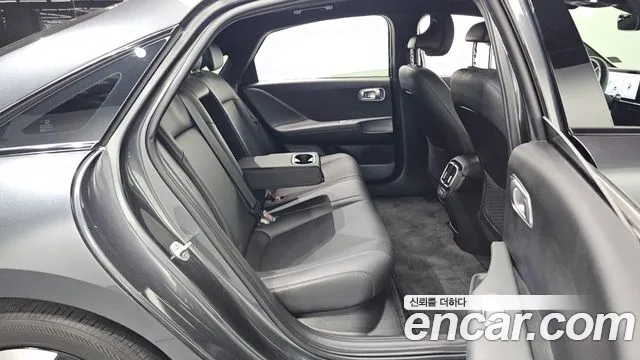 Hyundai Ioniq6 — Фото автомобиля 18