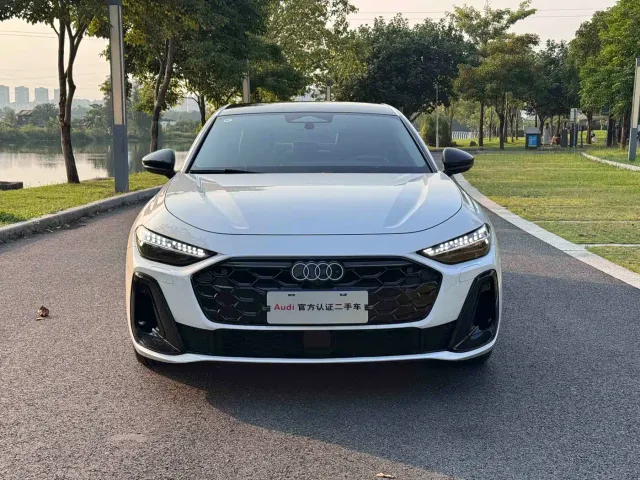 Audi A5L — Фото автомобиля 2