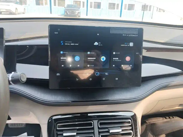 BYD Qin PLUS — Фото автомобиля 12
