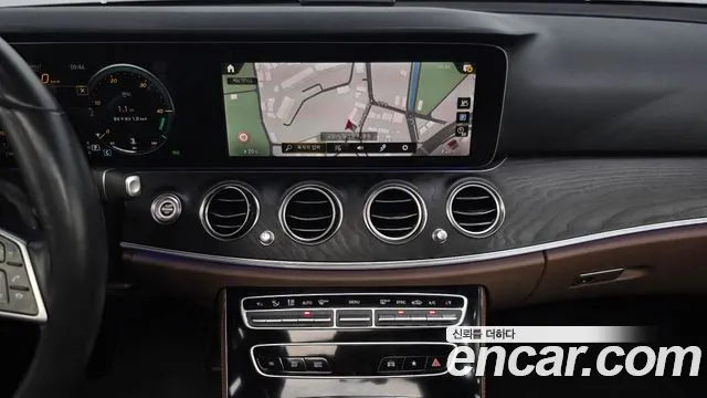 Mercedes-Benz E-Class W213 — Фото автомобиля 20