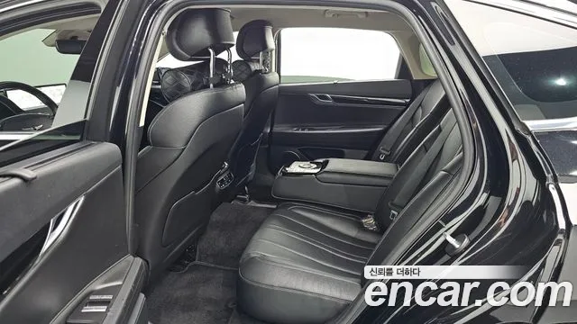 Genesis G80 Бензин 2.5 турбо AWD — Фото автомобиля 23