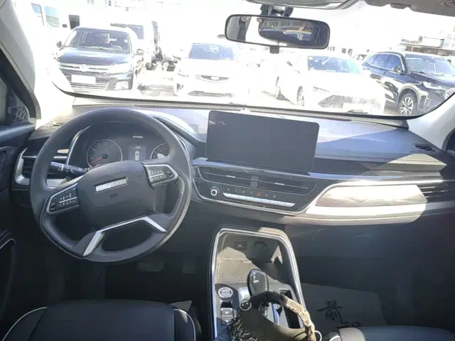 Haval H6 — Фото автомобиля 9