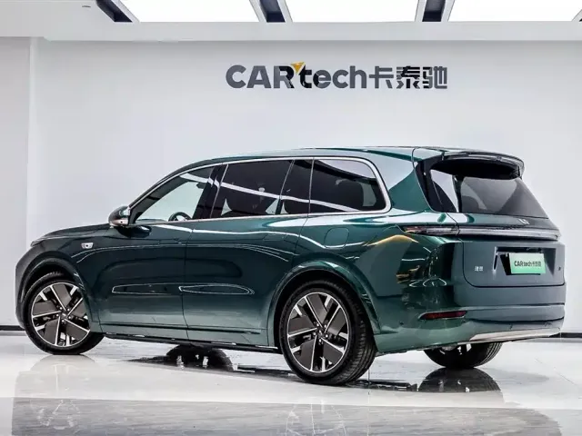 Li Auto L9 — Фото автомобиля 6