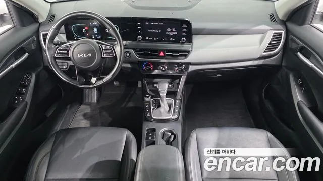 Kia Seltos — Фото автомобиля 10