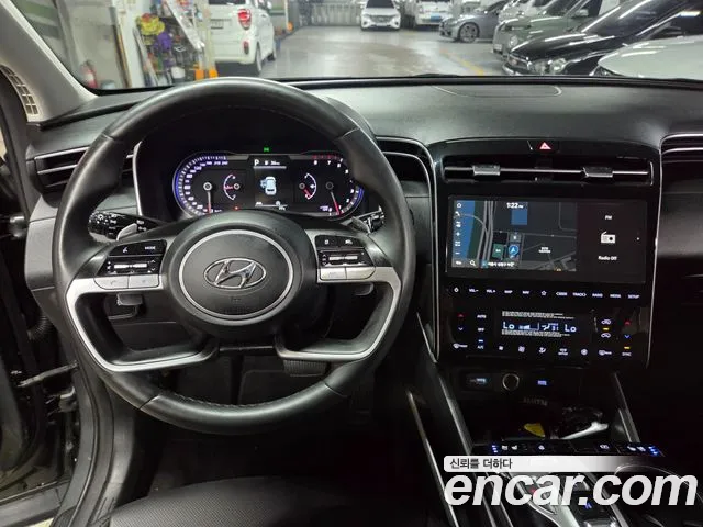 Hyundai Tucson Tucson (NX4) Бензин 1.6 турбо 2WD — Фото автомобиля 18