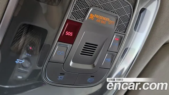 Genesis GV70 — Фото автомобиля 17