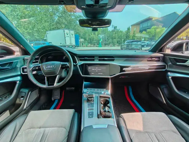 Audi A6L — Фото автомобиля 4