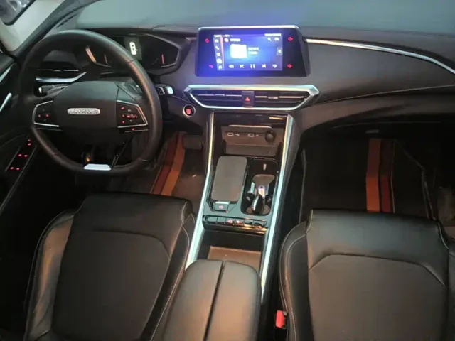 Maxus G50 — Фото автомобиля 12