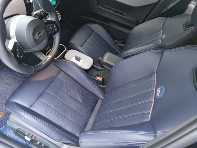 MINI Hatch — Фото автомобиля 8