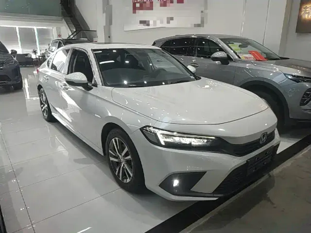 Honda Civic — Фото автомобиля 3