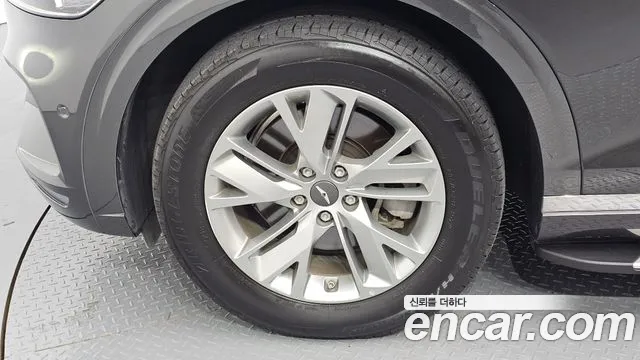 Genesis GV70 — Фото автомобиля 5