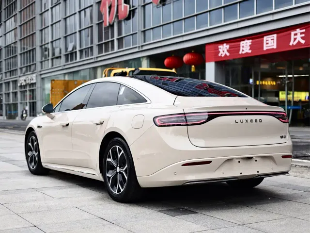 Luxeed S7 — Фото автомобиля 6